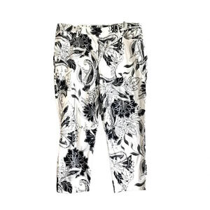 The Platinum Crop By Chico's Womens 12.5 (14/L) Black/White Palm Spring Floral